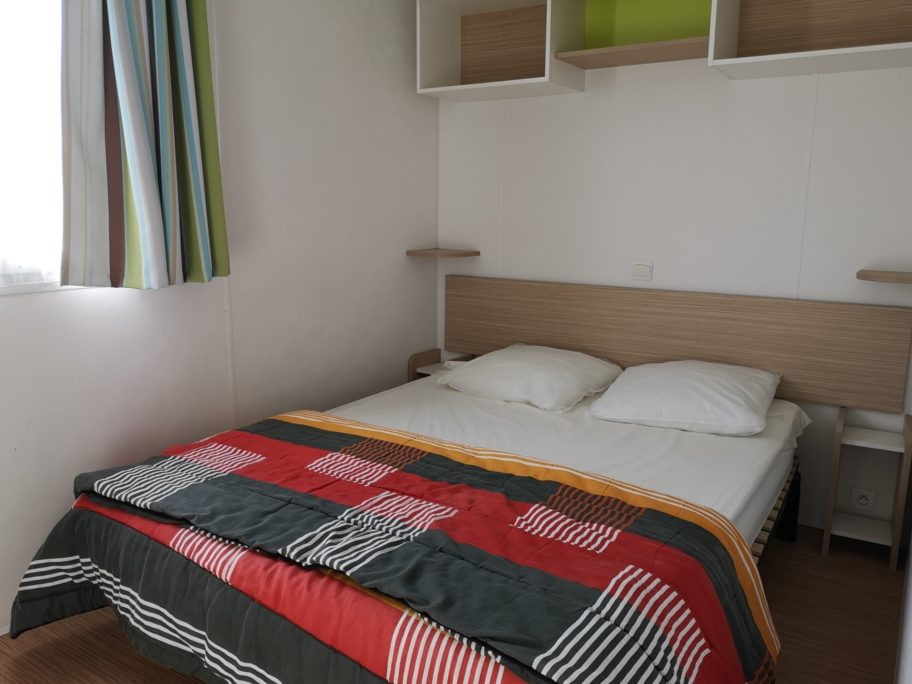 chambre double mobil-home
