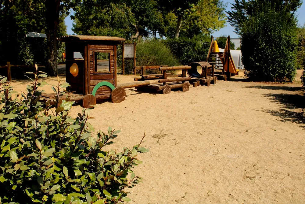 aire de jeux pour les enfants